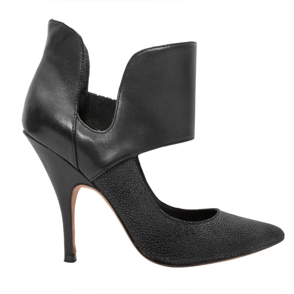 JEAN MICHEL CAZABAT BLACK CUTOUT BOOTIES SIZE 36.5